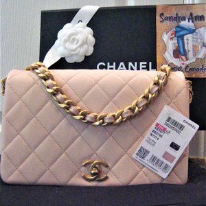 🔥🔥 $$$$ SOLD$$$CAVIAR MEDIUM BEIGE NUDE FLAP🔥🔥